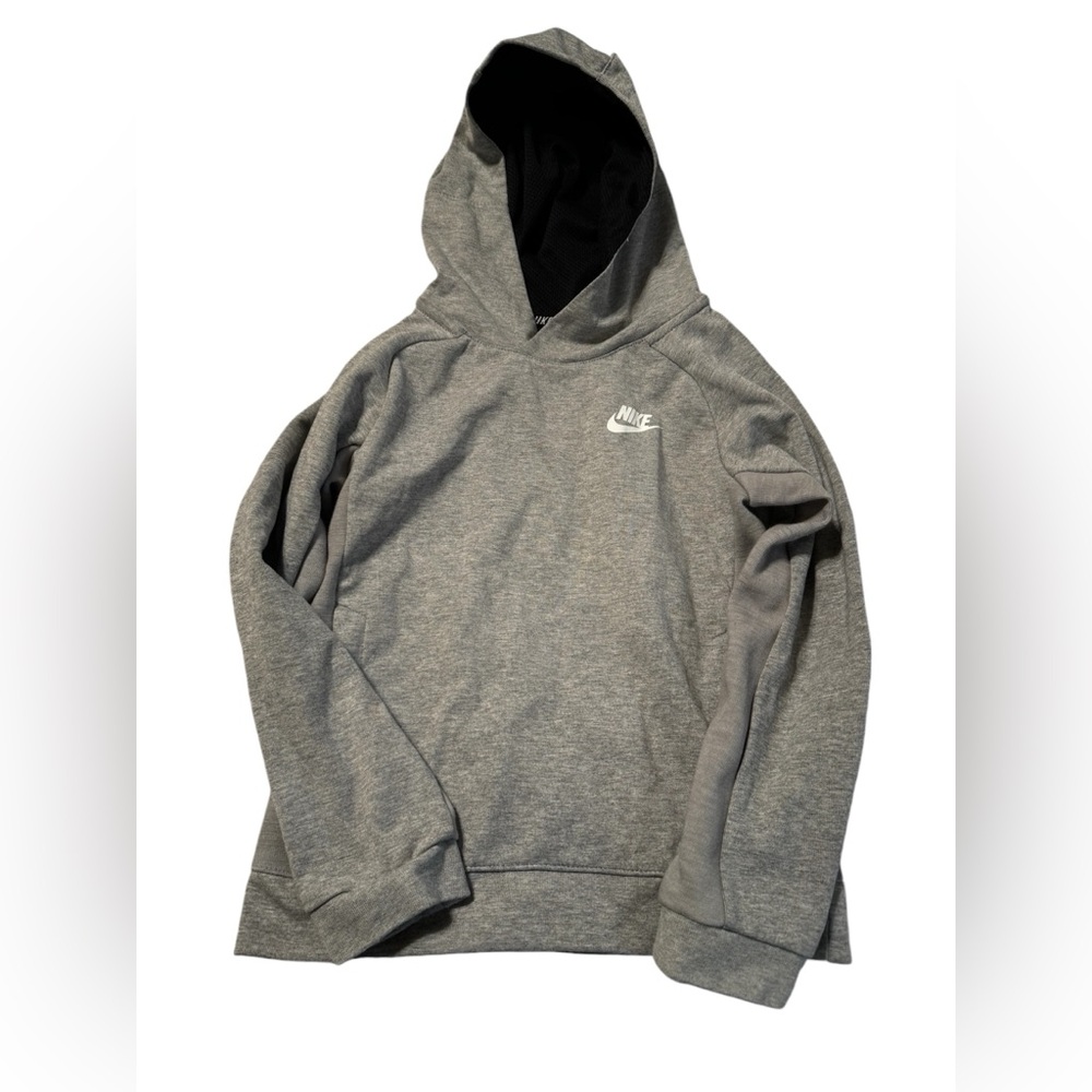 Nike boys pull over grey sweater size 7